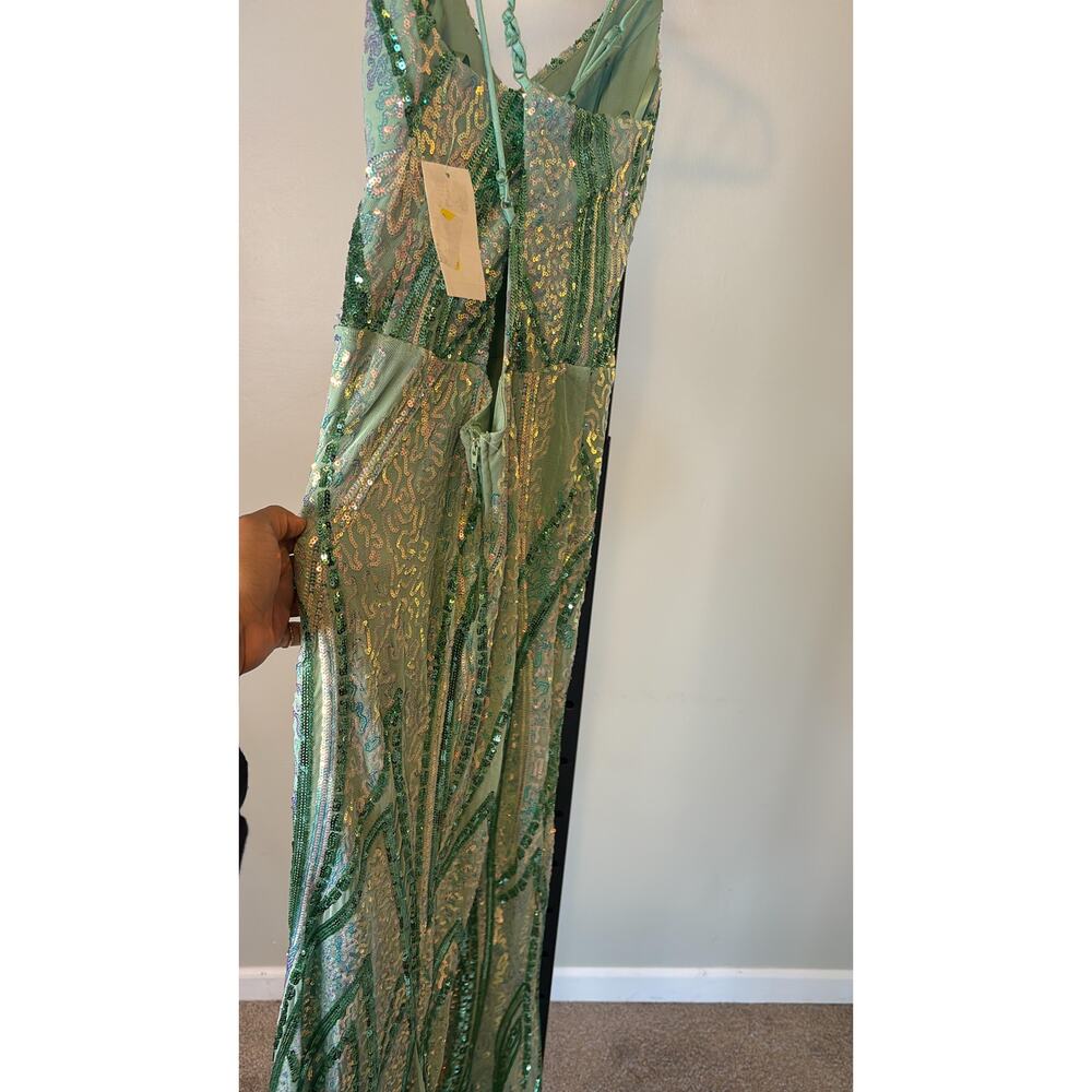 Midnight doll - Sequin Print Midnight Dress with V-Neck - Picture 3 of 5